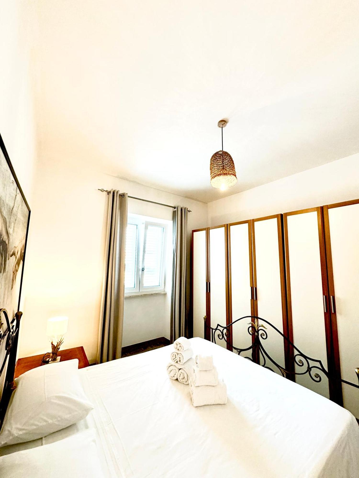 Aquarama Rooms & Apartments Torre Squillace Exterior foto